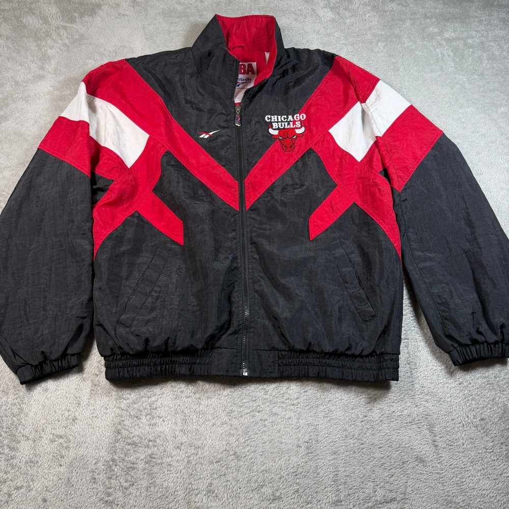 Vintage Chicago Bulls Reebok Windbreaker Men Medium Black Red Full Zip Lined 90s